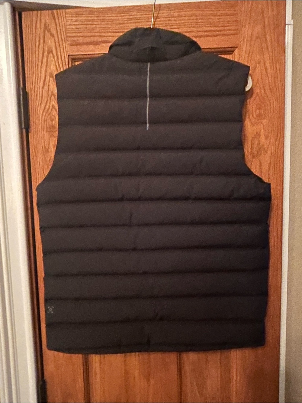 lululemon athletica Men's Black Quilted Puffer Jacket - Picture 2 of 3